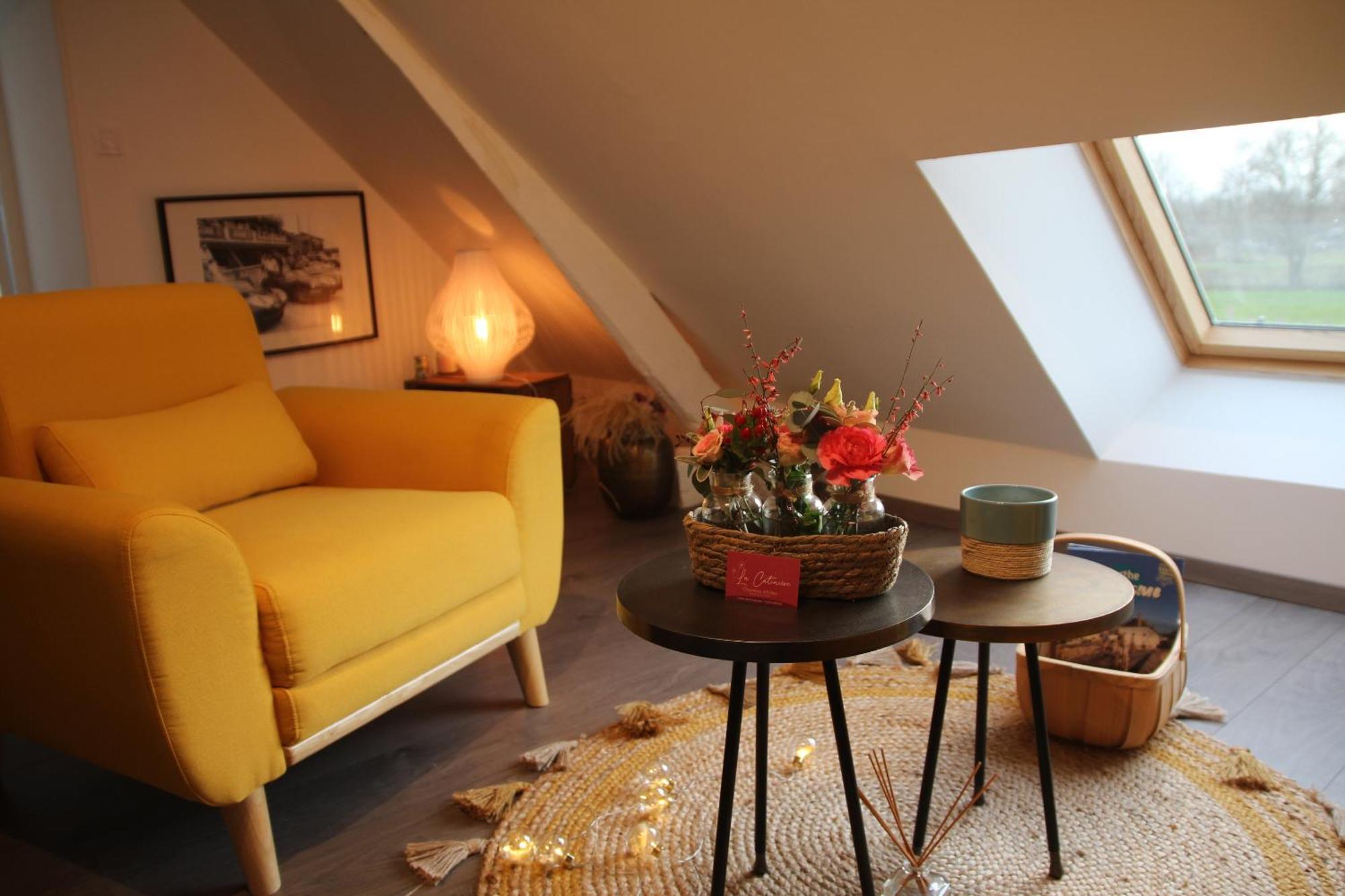 ลา กาตินิแยร์ Bed & Breakfast อาร์นาจ ภายนอก รูปภาพ